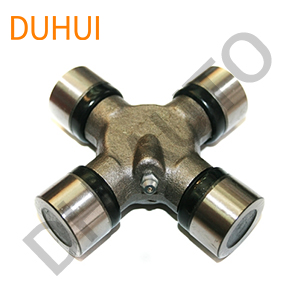 Universal Joint 4679190 5985281 7605143 9932700 7984508 For IVECO 