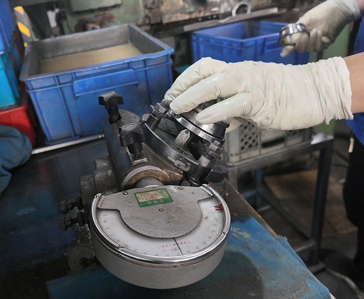 Strict Manufacturing Standards of DUHUI Single Row Angular Contact Ball Bearings