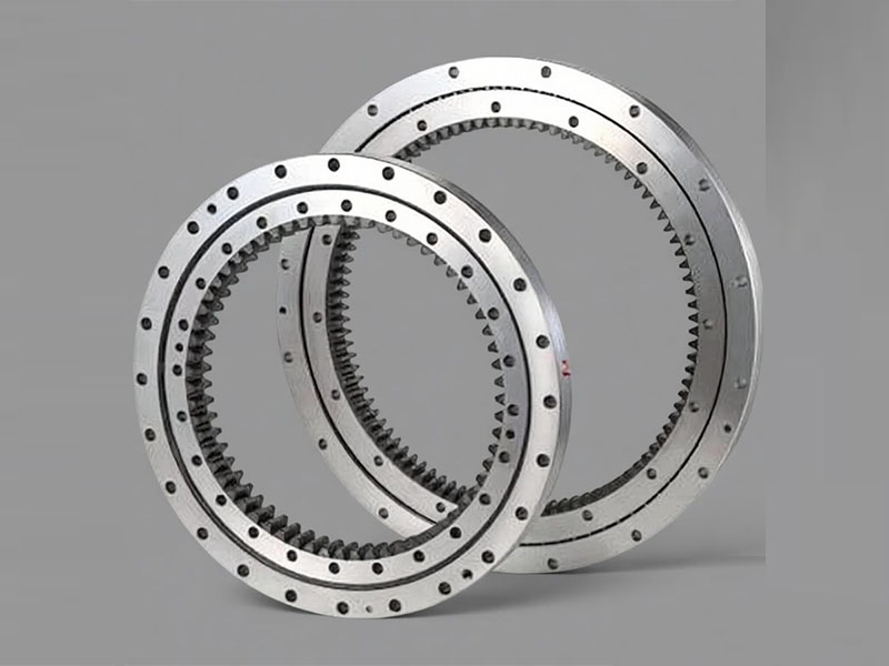 The Complete Guide to Crane Slewing Bearings