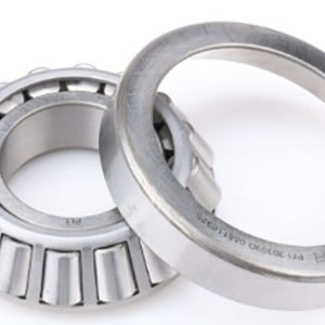 30300 series – Medium metric tapered roller bearing featuring a robust rib design. Handles heavy loads in truck differential pinions and tractor front hubs without premature wear.