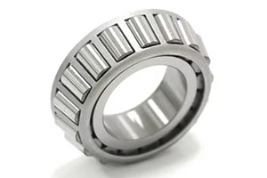 33208 – 40x75x26mm heavy‑duty tapered roller bearing for mining conveyor idlers and gearboxes. High rigidity.