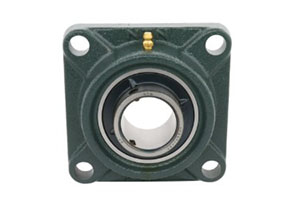 UCFS206 Narrow four‑bolt square flange bearing unit for space‑constrained installations.